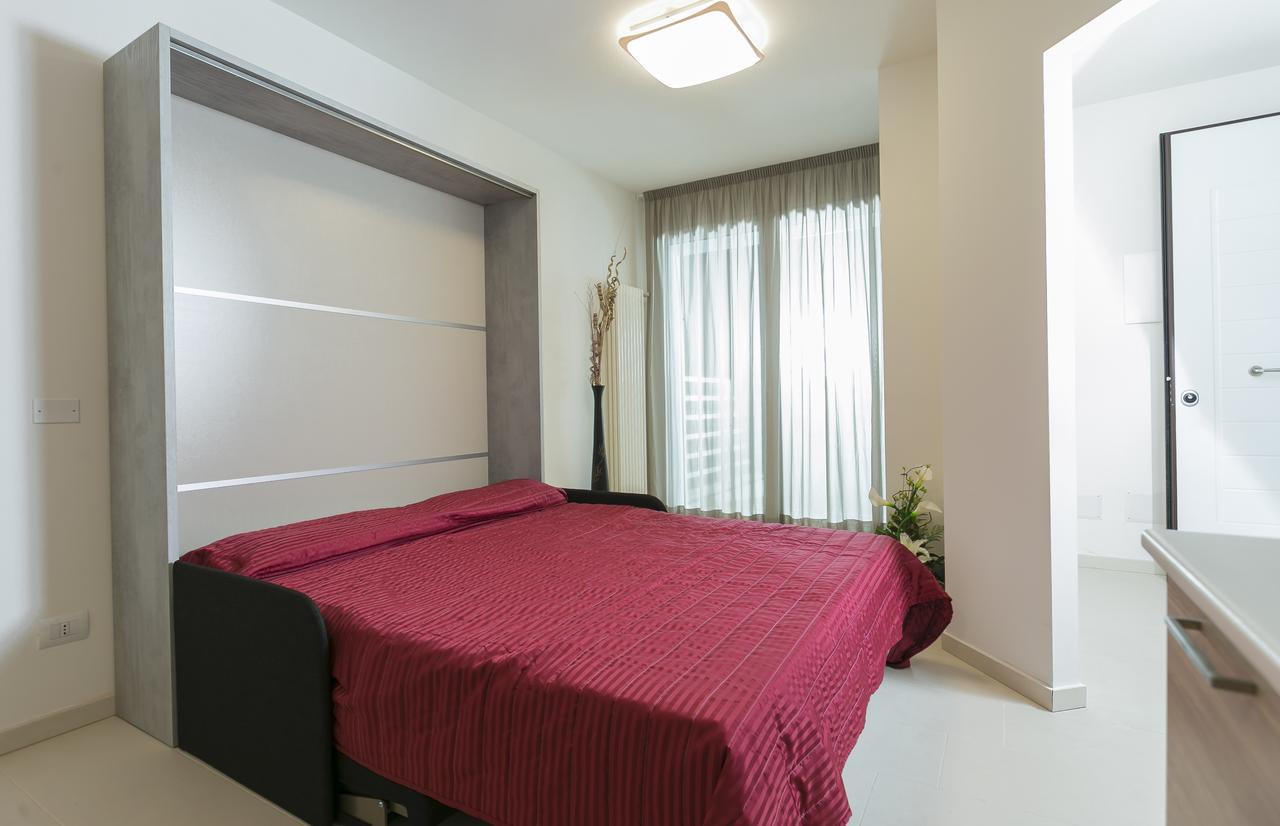Aparthotel Residenza Riva Azzurra Rímini Exterior foto